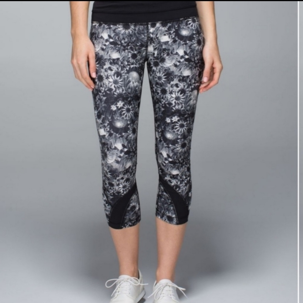 Lululemon Run Inspire Crop II - Size 4
